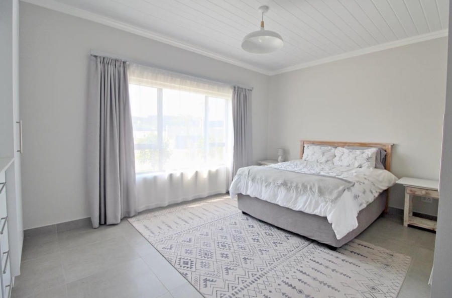 3 Bedroom Property for Sale in Reebok Western Cape